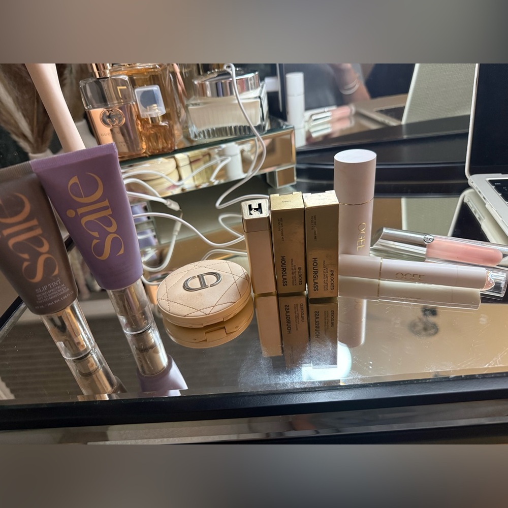 Makeup bundle - Dior, Saie, hourglass, ogee